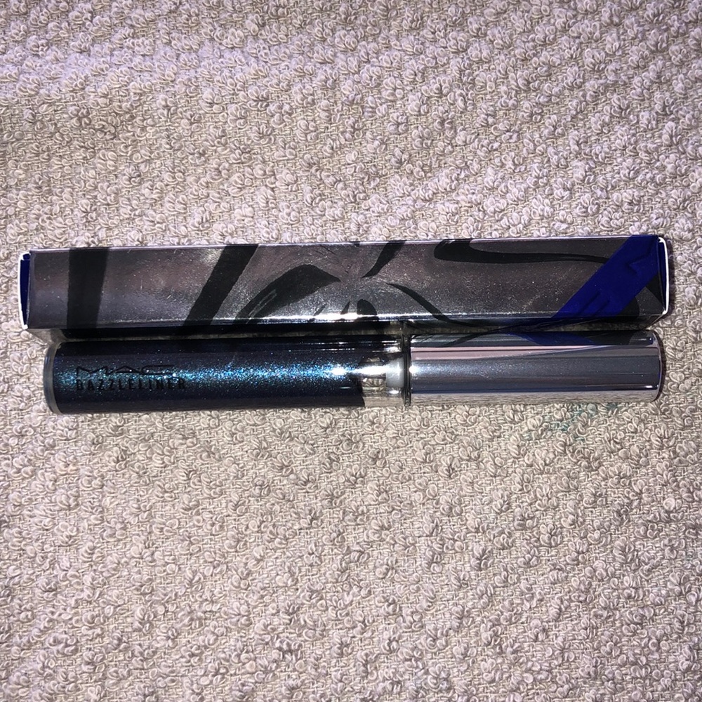 MAC Dazzleliner Liquid Eyeliner-MIDNIGHT TOAST